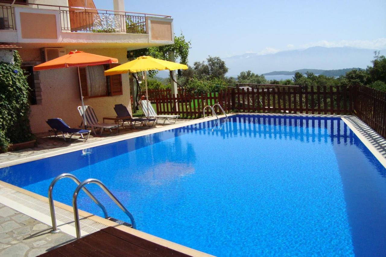 Villa'S Ground Floor Apartment With 60 Qm Swimming Pool Agios Christoforos  Exterior photo